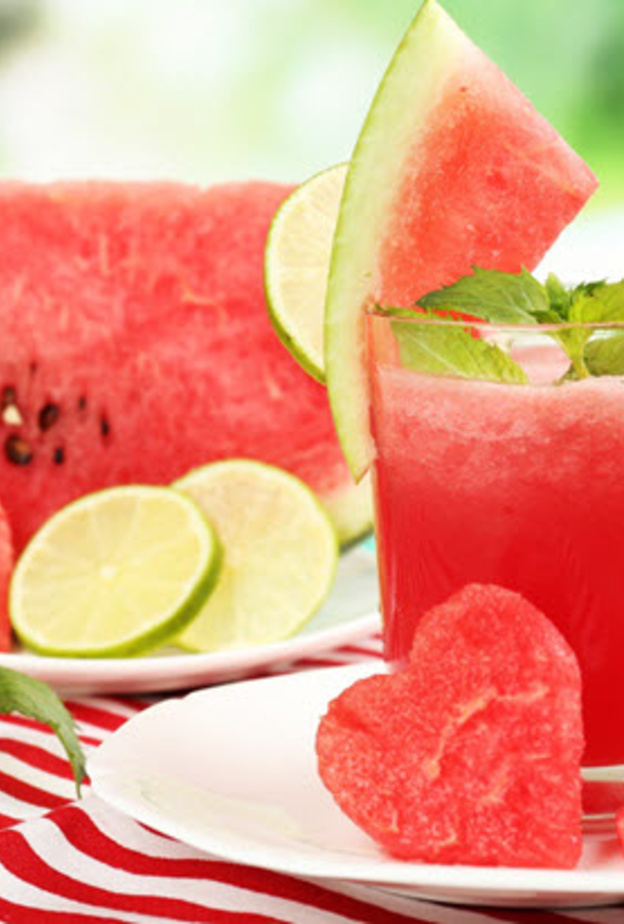 فوائد عصير البطيخ الأحمر للصحة و الجمال