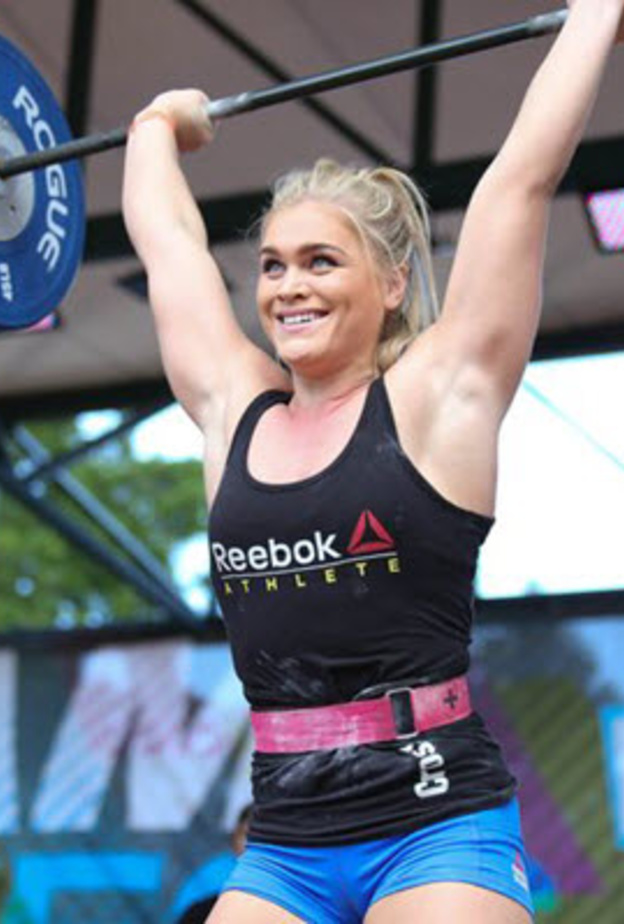 كاترين دايفيددوتير الأيسلندية، الفائزة في ألعاب CrossFit للعام 2015