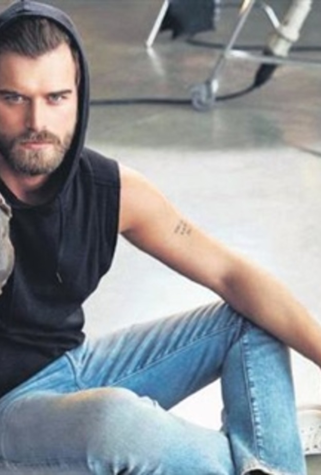 كيفانتش تاتليتوج مع كلبه