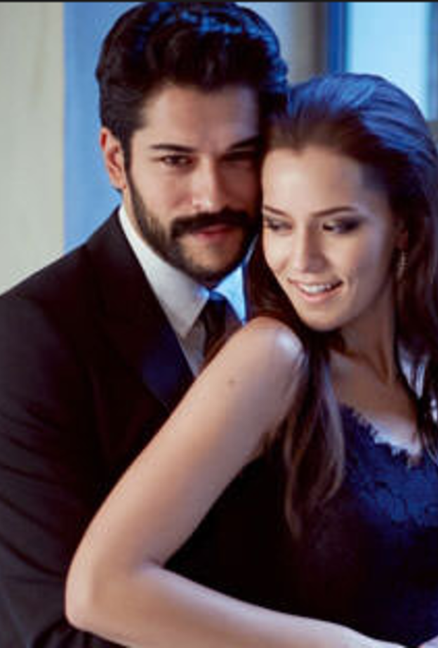 بوراك أوزجفيت وفهرية إفجان