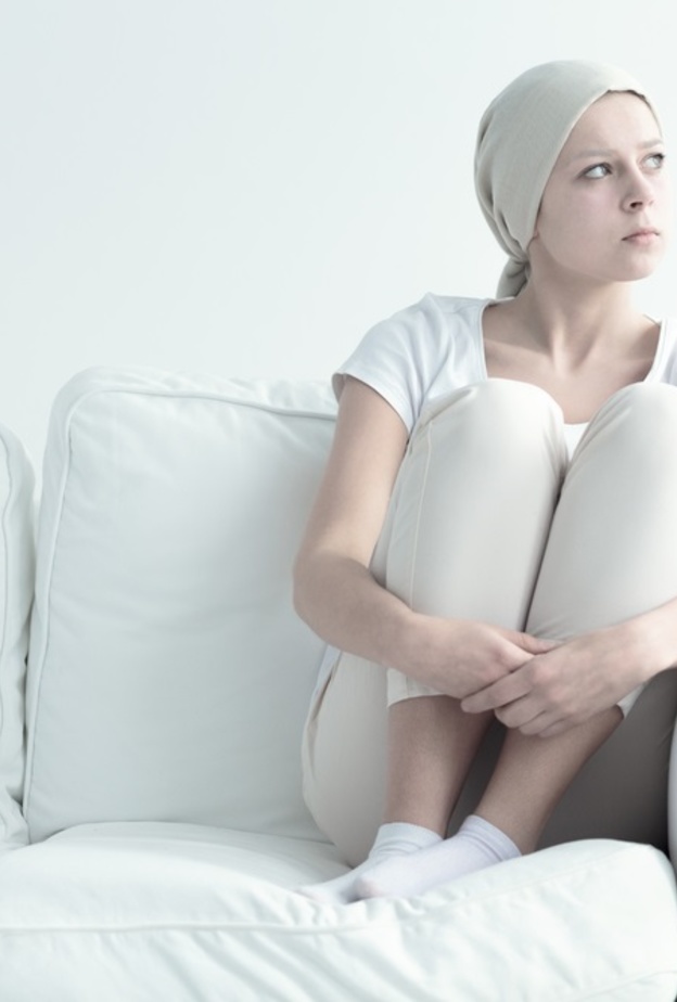 اعراض سرطان الدم واهم اسبابه