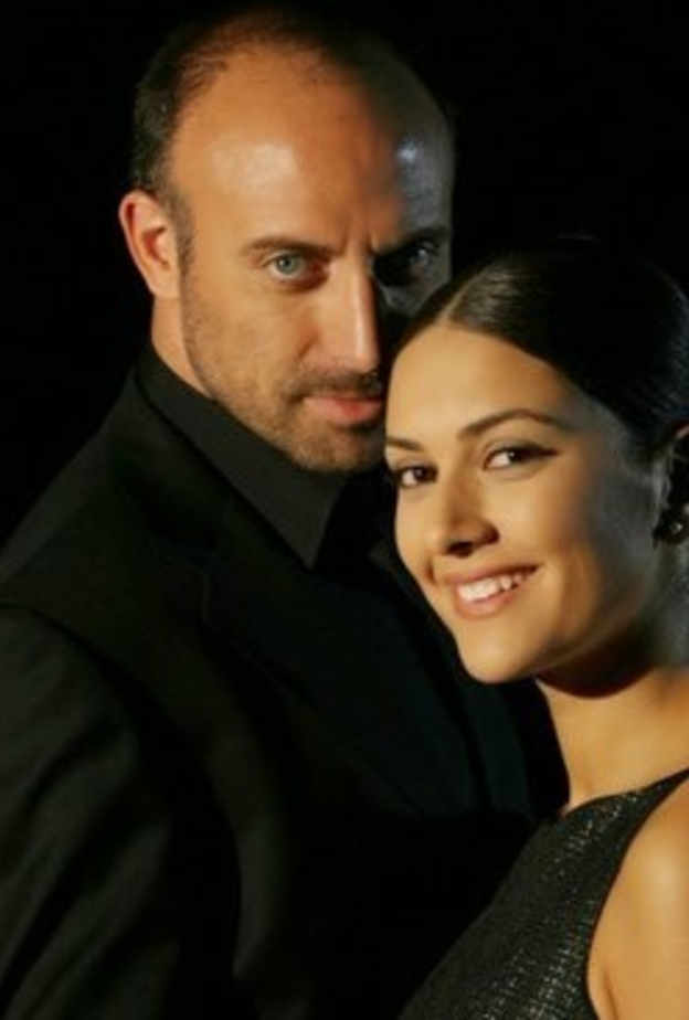 خالد أرجنتش وزوجته