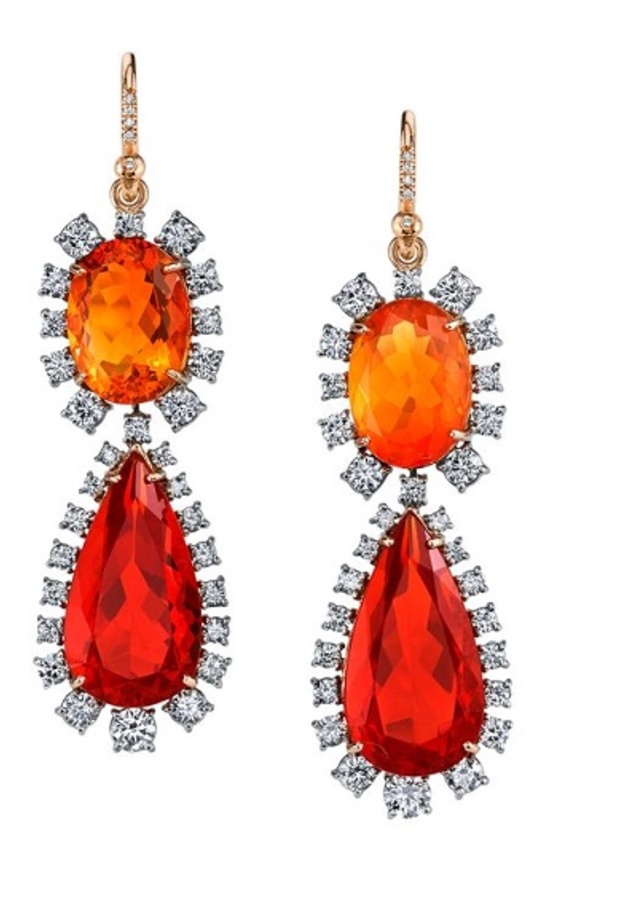 اقراط من تصميم ايرين نيويرث Irene Neuwirth 