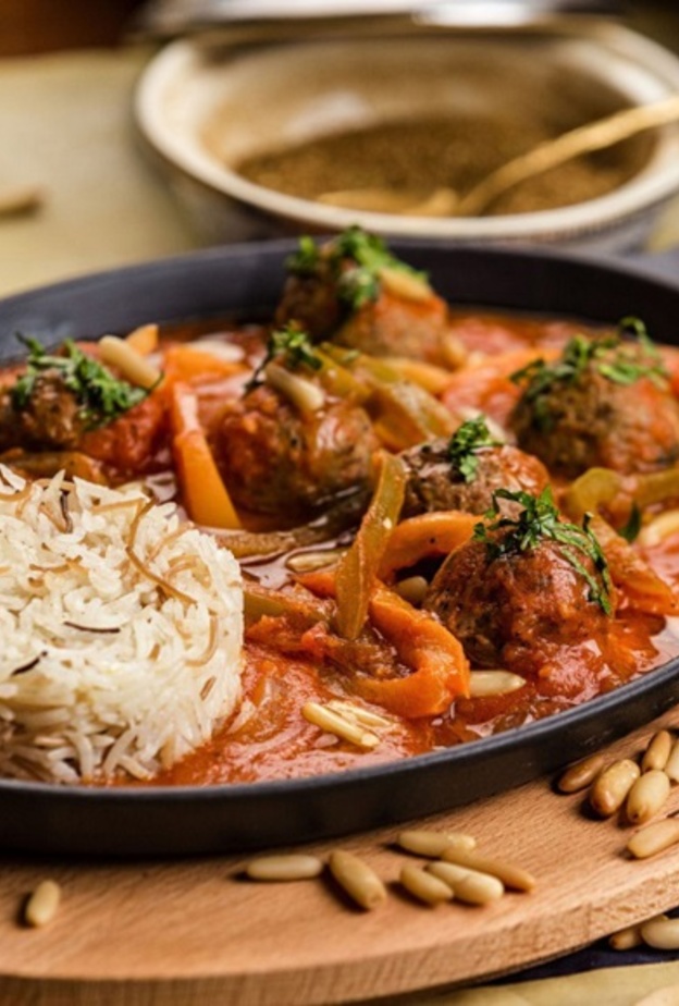 منتجع فورسيزونز جميرا يحتفي بالشهر الفضيل