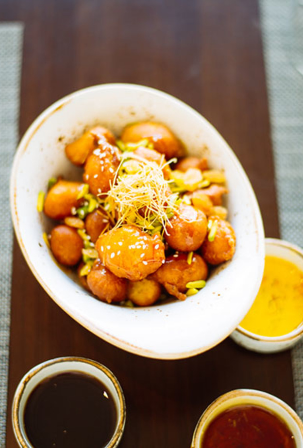 تذوقوا اللقيمات في هذه المطاعم في دبي