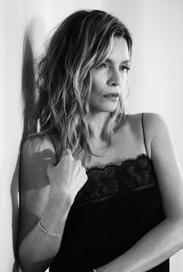 ميشيل فايفر