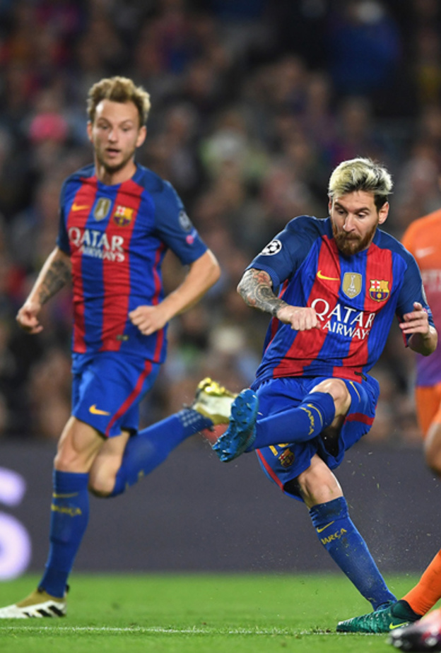 ميسي سجل ثلاثية