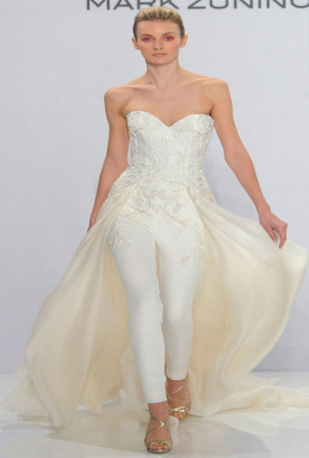 جمبسوت مع تنورة من Mark Zunino 