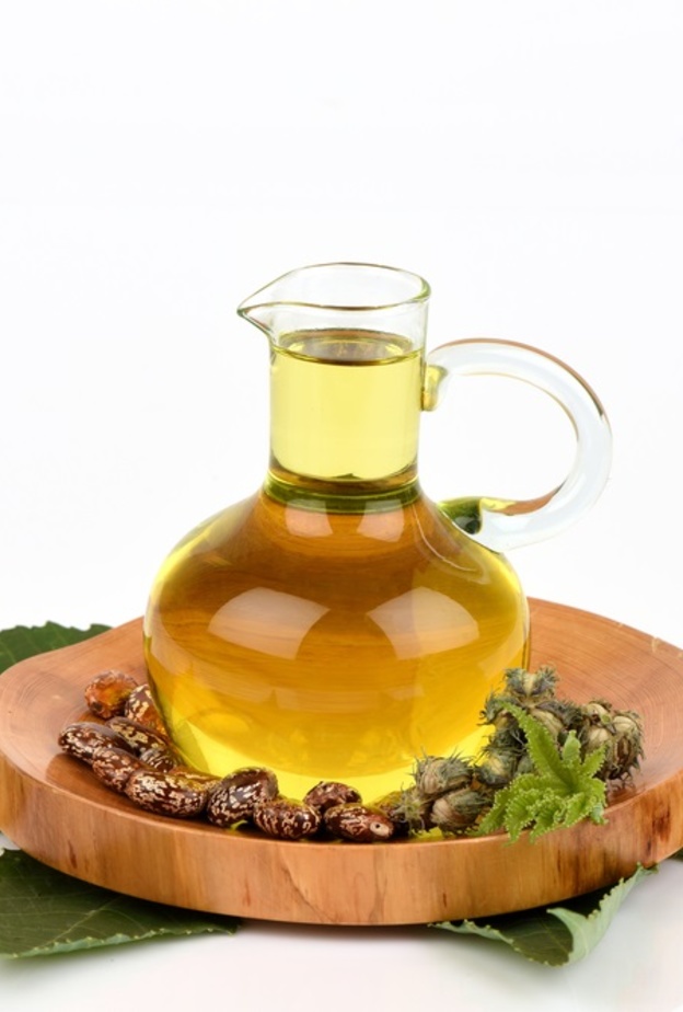 فوائد زيت الخروع واضراره للجسم