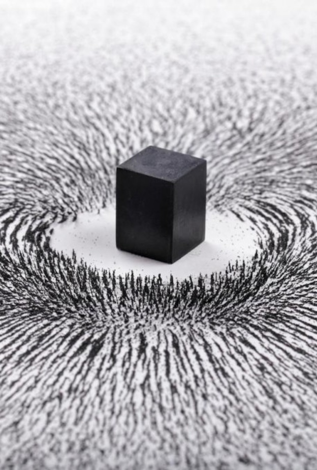 المعرض الفني تم تنظيمه بمشاركة 40 فنانا سعوديا