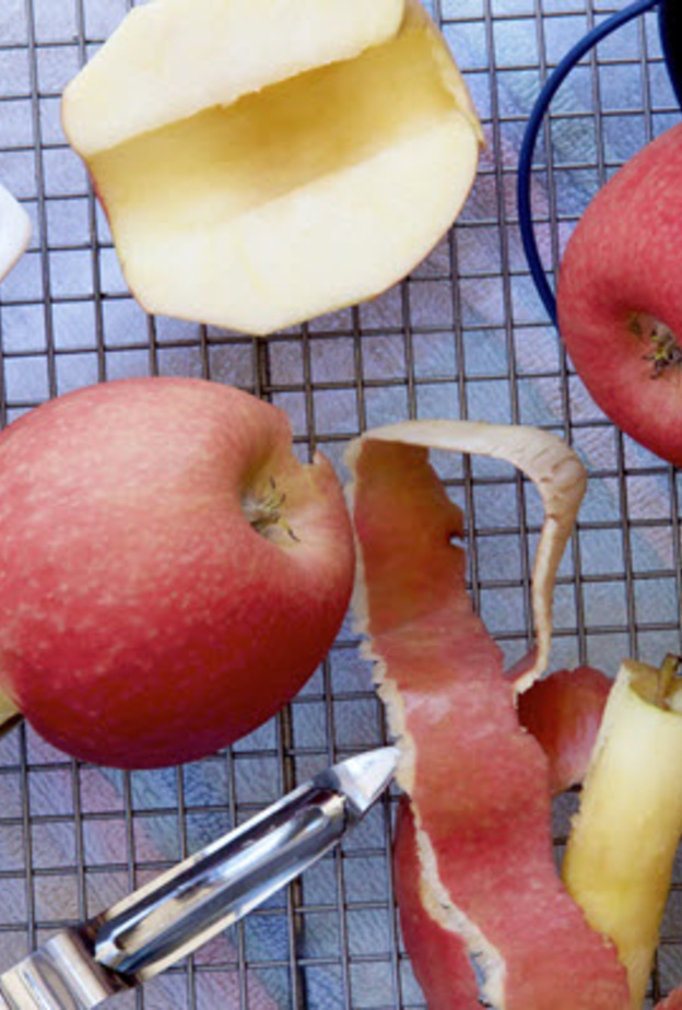 فوائد قشر التفاح الصحية والجمالية