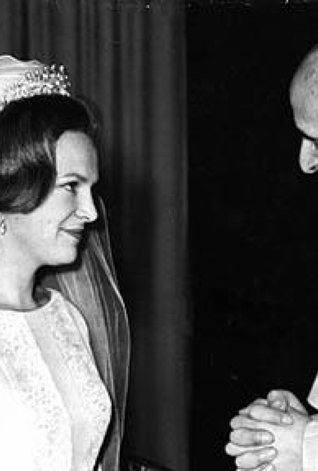 الأميرة ايرينا... حائرة على جسر من ذهب