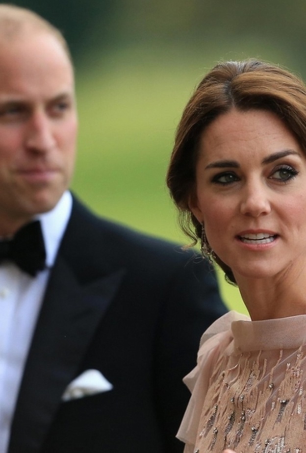 حضرا مساء امس في مقاطعة نورفك حفل خيري