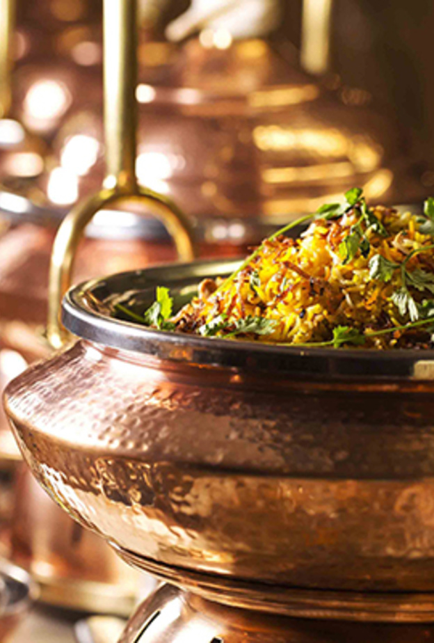 أرقى مآدب الإفطار والسحور في أفخم فنادق العاصمة السعودية الرياض