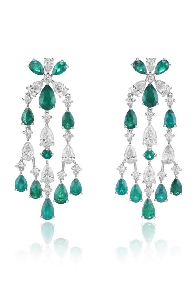 أقراط من غراف