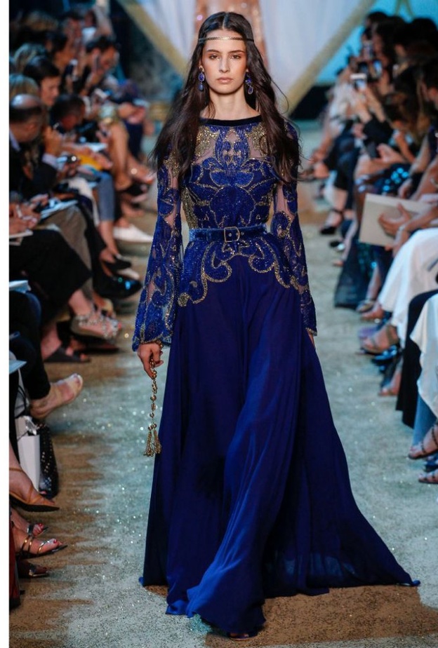 فساتين سهرة هوت كوتور من مجموعة ايلي صعب لخريف 2018