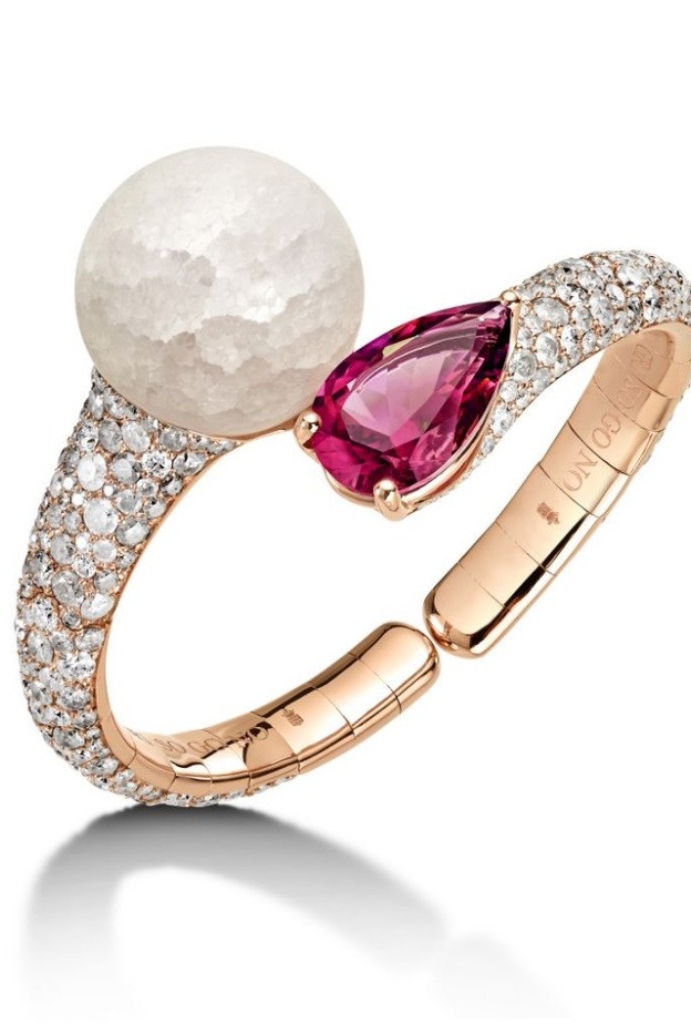 اسوارة من دي غريسوغونو.