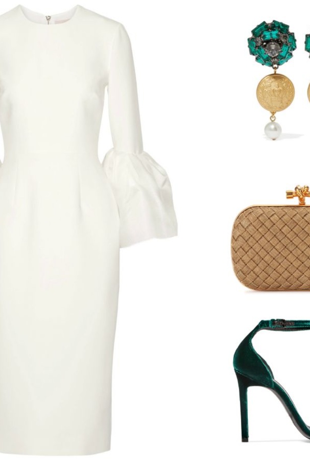 اطلالة باللون الأبيض عصرية وشبابية في بنطلون الجينز.