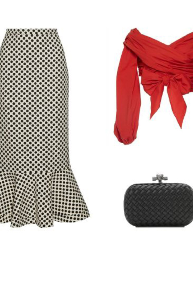 مميزة في التنورة لحضور كأس دبي