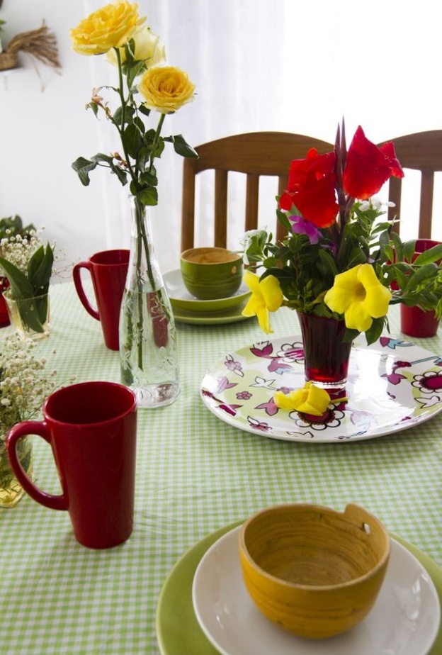 ألوان الباستيل في ديكورات موائد العيد