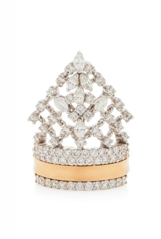 أقراط من أنيتا كو