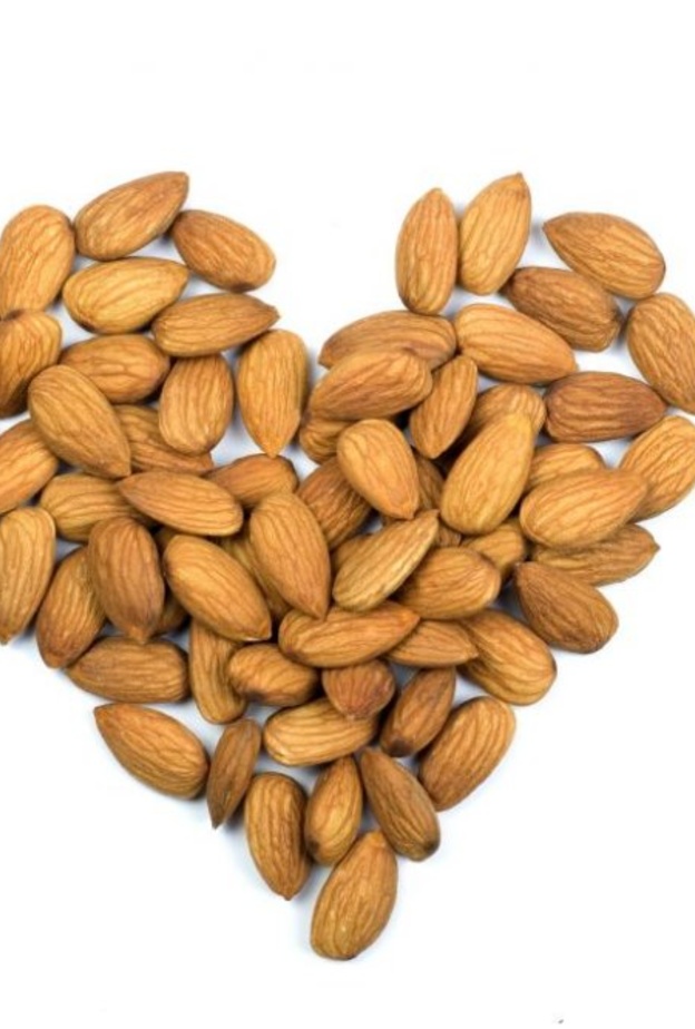 زيت الزيتون يحتوي على دهون غير مشبعة مفيدة لصحة لقلب