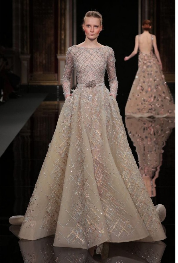 فستان ام العروس انيق و راق من مجوعة زياد نكد لربيع و صيف 2017