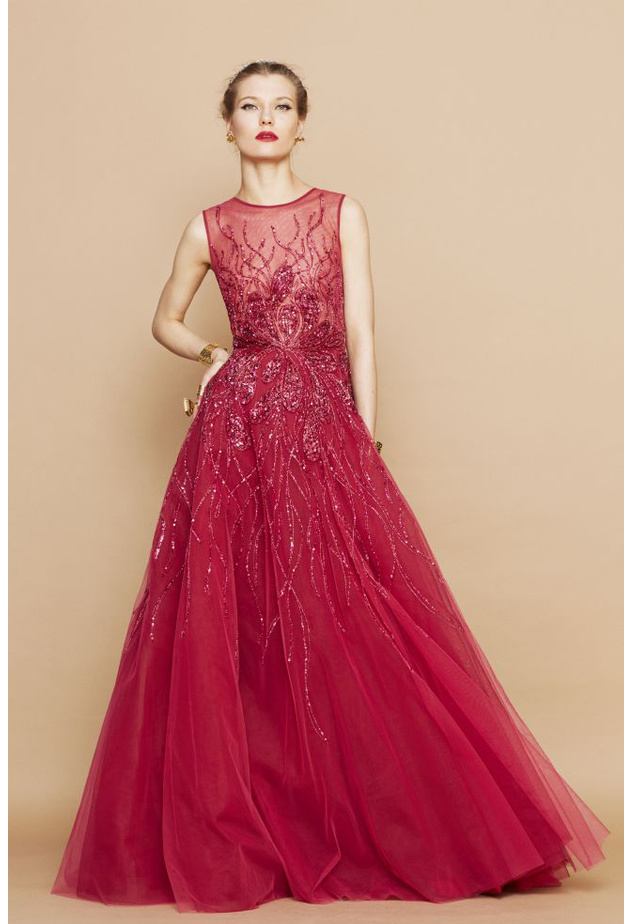 فستان خطوبة من جورج حبيقة باللون الزهري