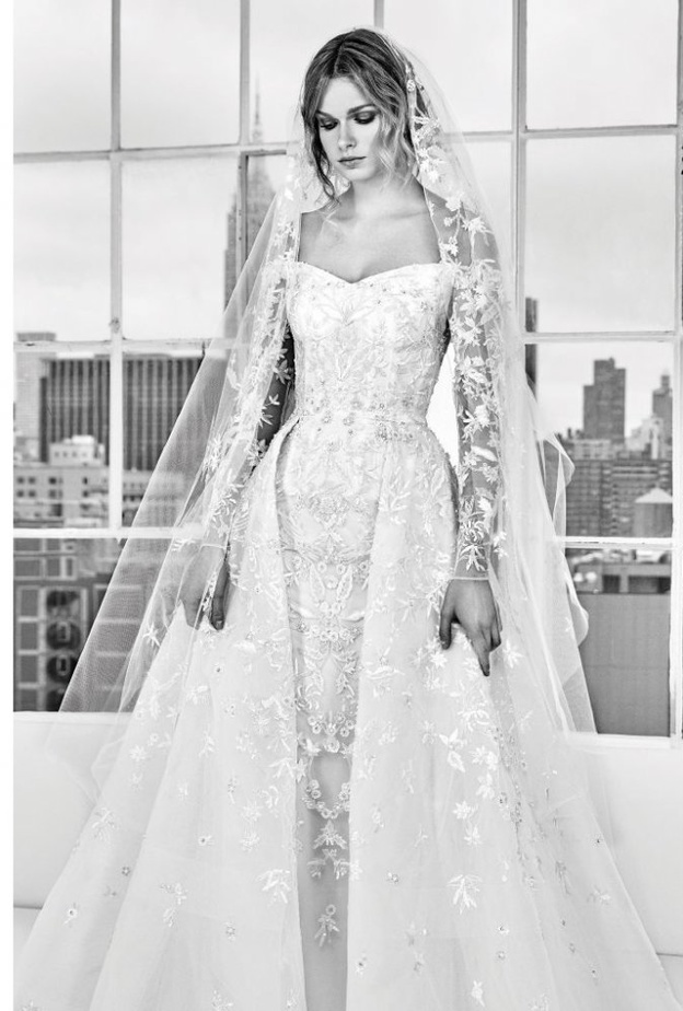 من مجموعة ريم عكرا لربيع 2018 فستان عرس