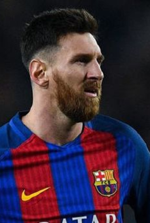 ميسي يخدع الحكم لنيل إنذار مقصود