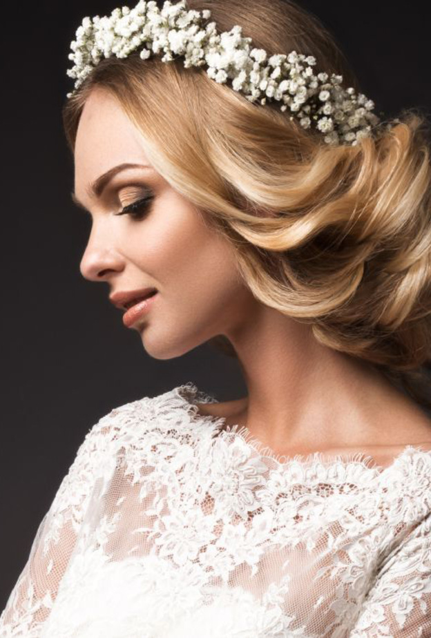 وصفات طبيعية لتنعيم شعر العروس قبل حفل الزفاف