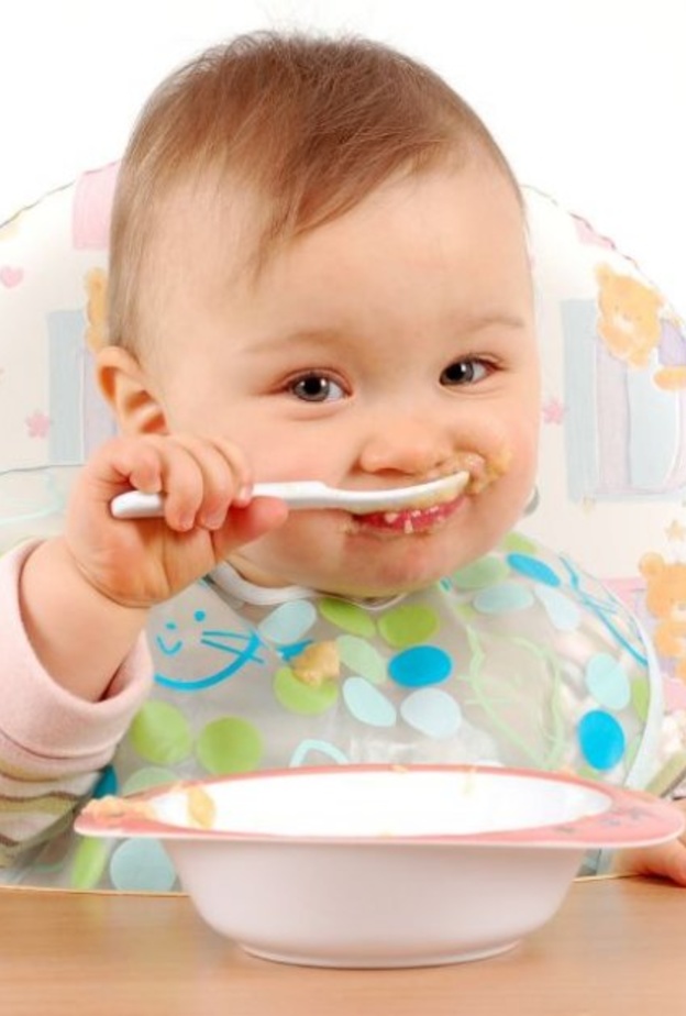 عدم إضافة الملح والمحليات لغذاء الطفل في الشهر الثامن