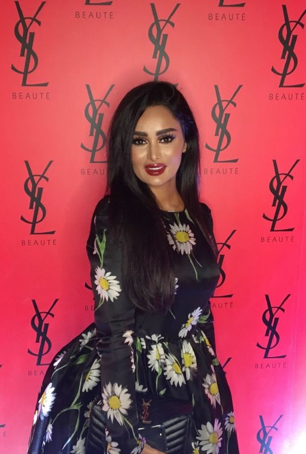 من حفل إطلاق خلال أحمر الشفاه Vernis À Lèvres Vinyl Cream الجديد من YSL