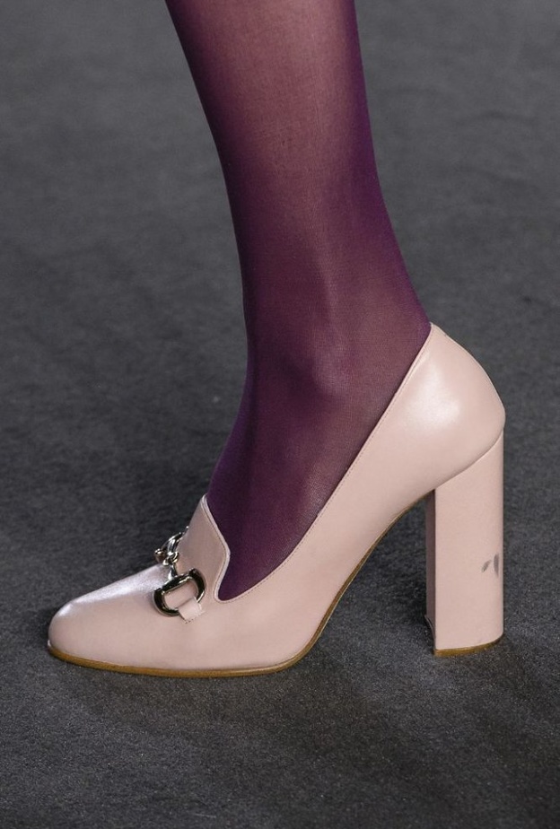 من زهير مراد حذاء بكعب مناسب ليومياتك