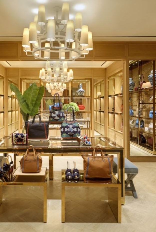 Tory Burch تعزز وجودها في الشرق الأوسط وتفتتح بوتيك جديد في الدوحة