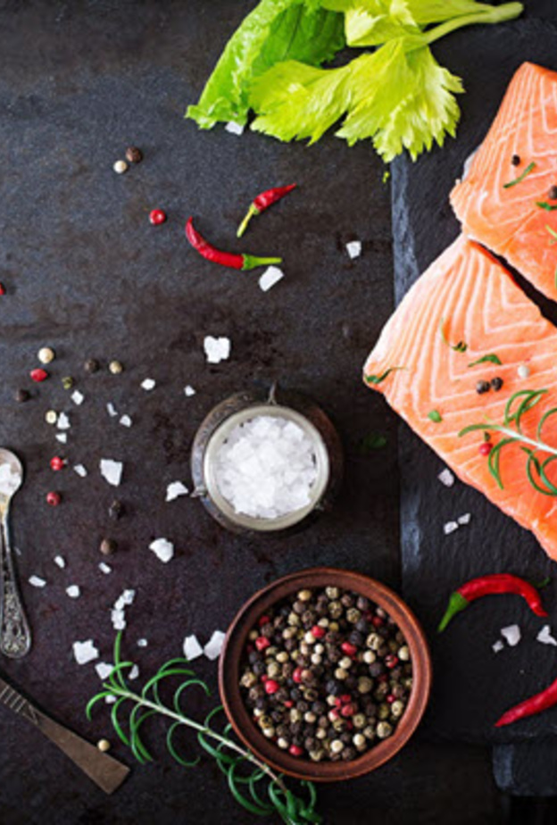 فوائد صحية كثيرة للسلمون