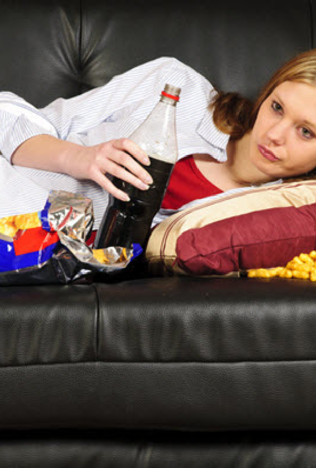 العادات غير الصحية كالطعام الدسم والخمول تسبَب حدوث السرطان