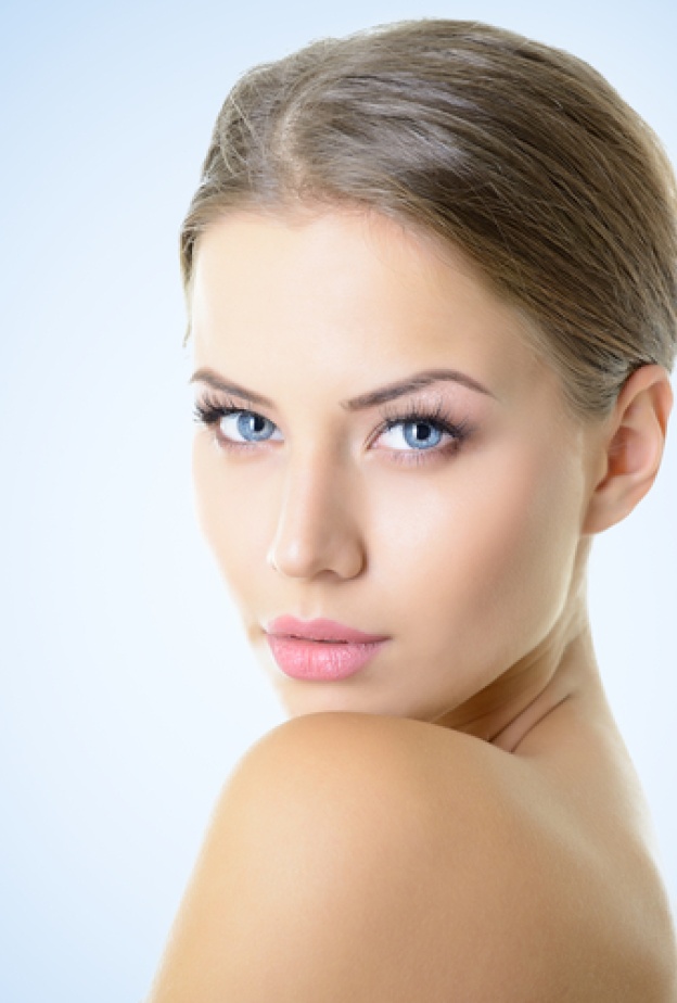 عالجي بشرتك الدهنية بهاتين الوصفتين