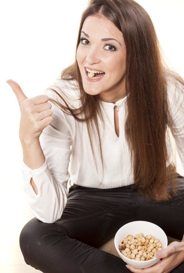 يقي البندق من السرطان وامراض القلب ويساعد على خفض الوزن