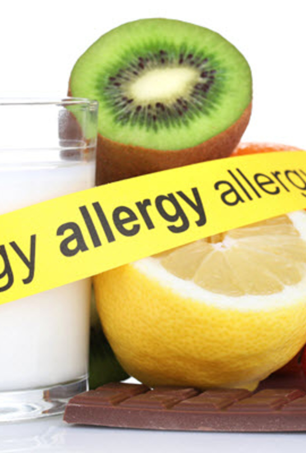 لماذا يعاني البعض من حساسية الطعام؟