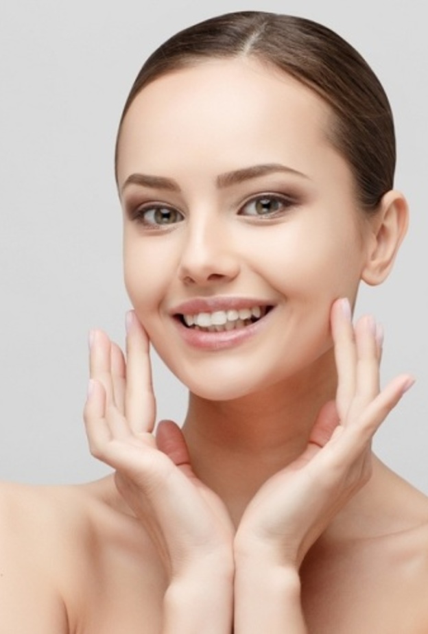 البشرة تحتاج الى الفيتامينات المتنوعة