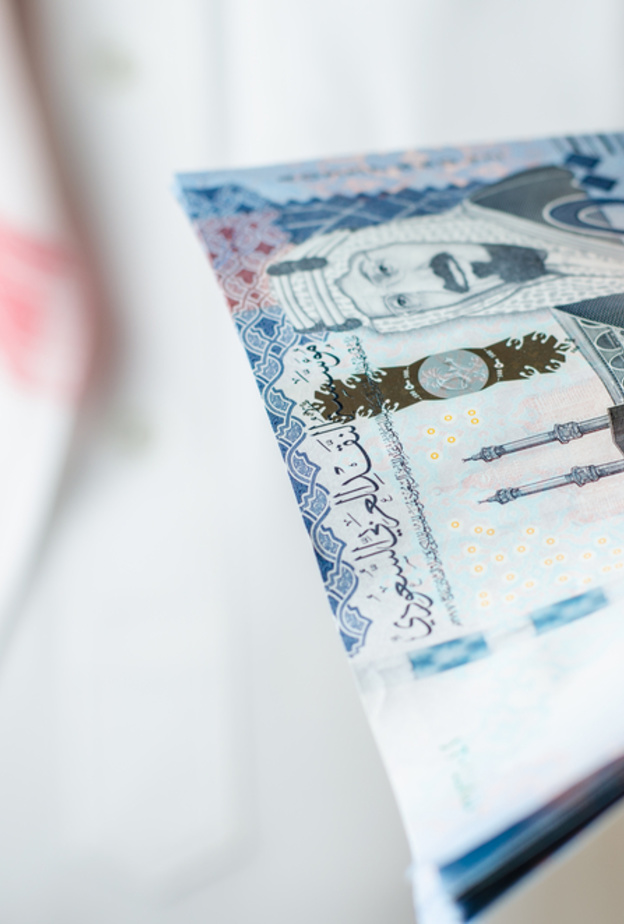 اليوم يتم صرف رواتب الموظفين في المملكة العربية السعودية