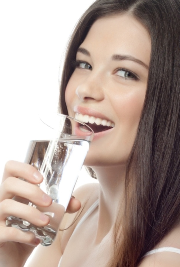 فوائد المياه للبشرة في رمضان 2017