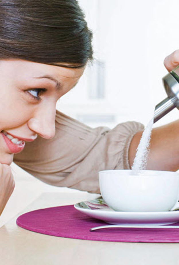 ماذا يحدث لجسمك عند التوقف عن تناول السكر؟