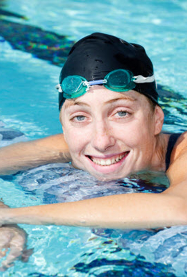 فوائد السباحة لتقوية العظام والجسم