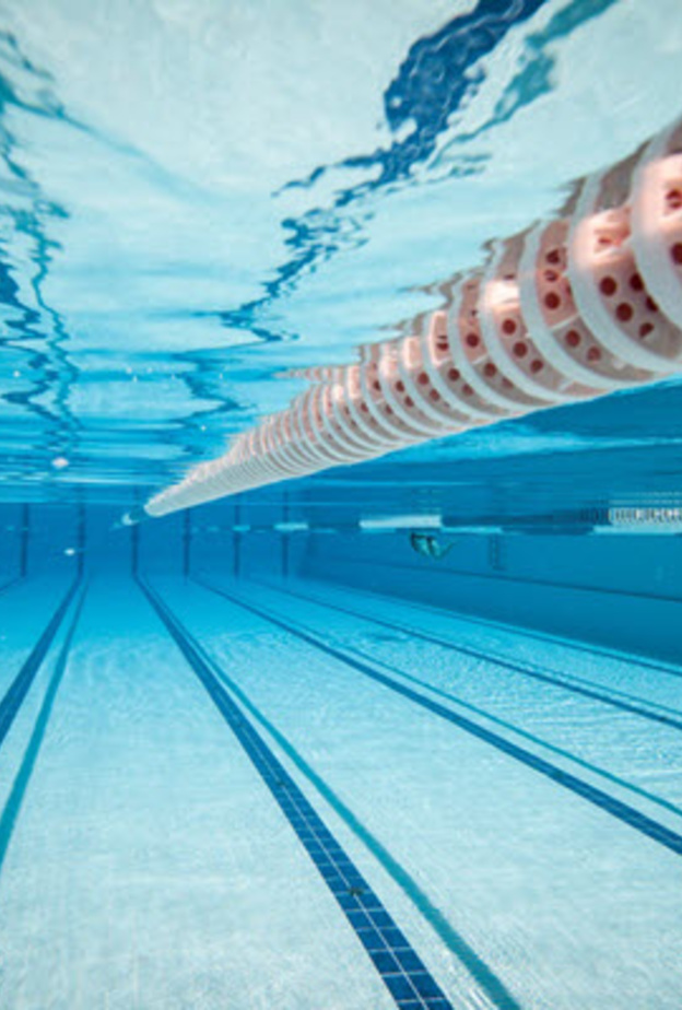 استخدام المطهرات في احواض السباحة يمكن ان يتسبب باضرار صحية