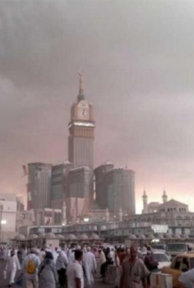 الأرصاد حذرت من سحب رعدية ممطرة 