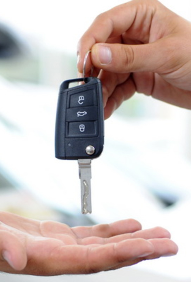 المرور السعودي وضع شرطا وحيدا لشراء واستئجار السيارات