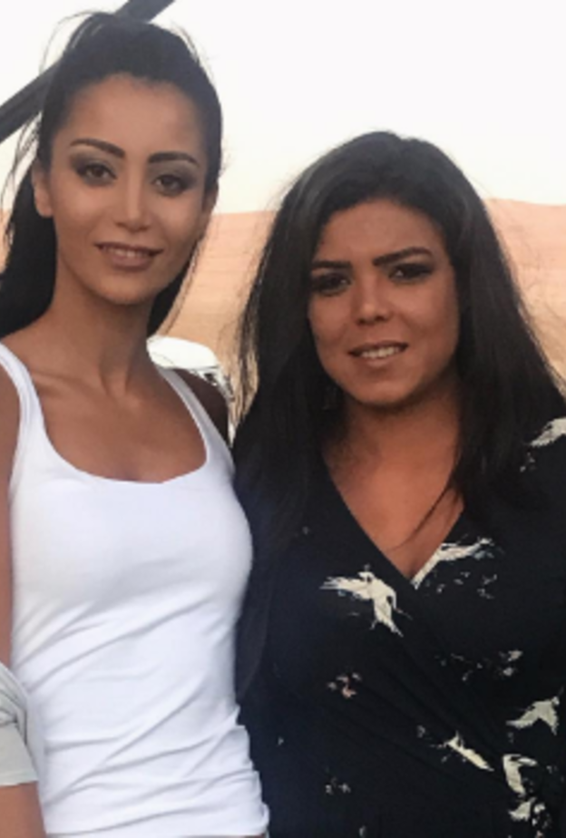 موني هلال مع ناهد السباعي