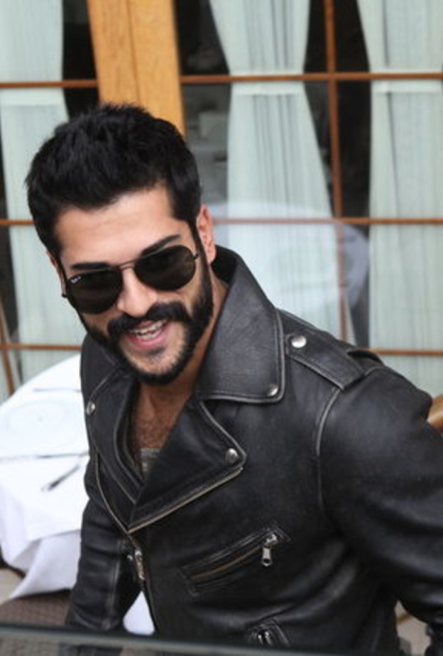 بوراق أوزجفيت